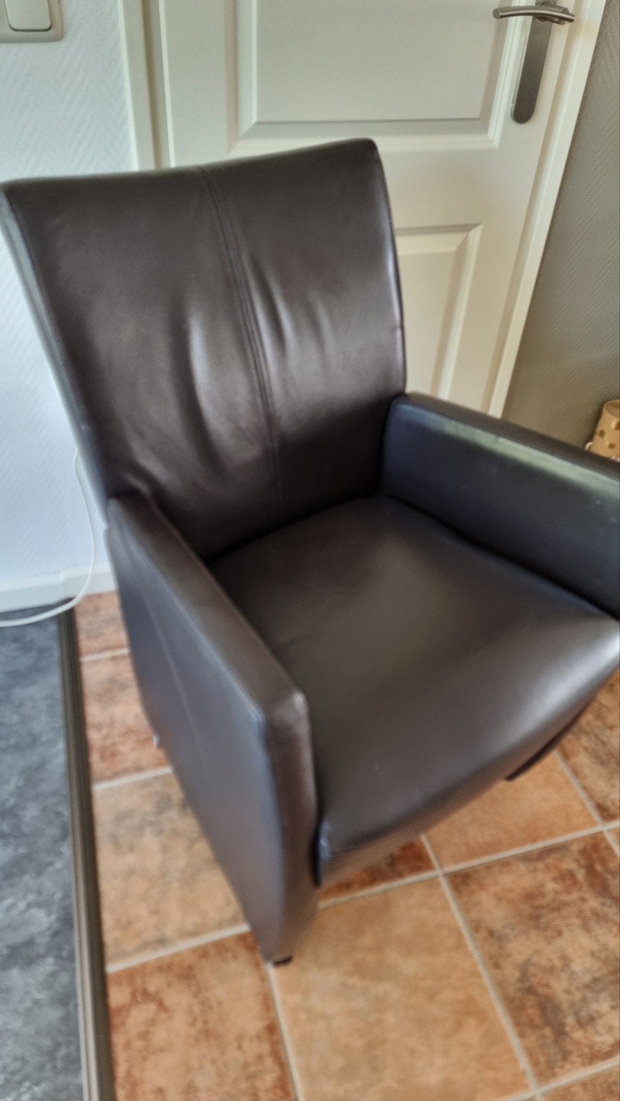Leren eetkamerstoelen, Huis en Inrichting, Ophalen, Minder dan 75 cm, Leer, Zo goed als nieuw
