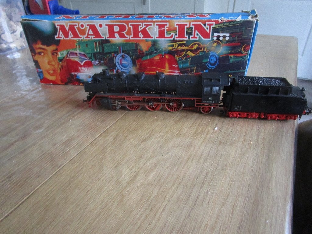 Marklin sneltreinlocomotief met getrokken tender 3085 OVP, Wisselstroom, Gebruikt, Locomotief, Ophalen of Verzenden