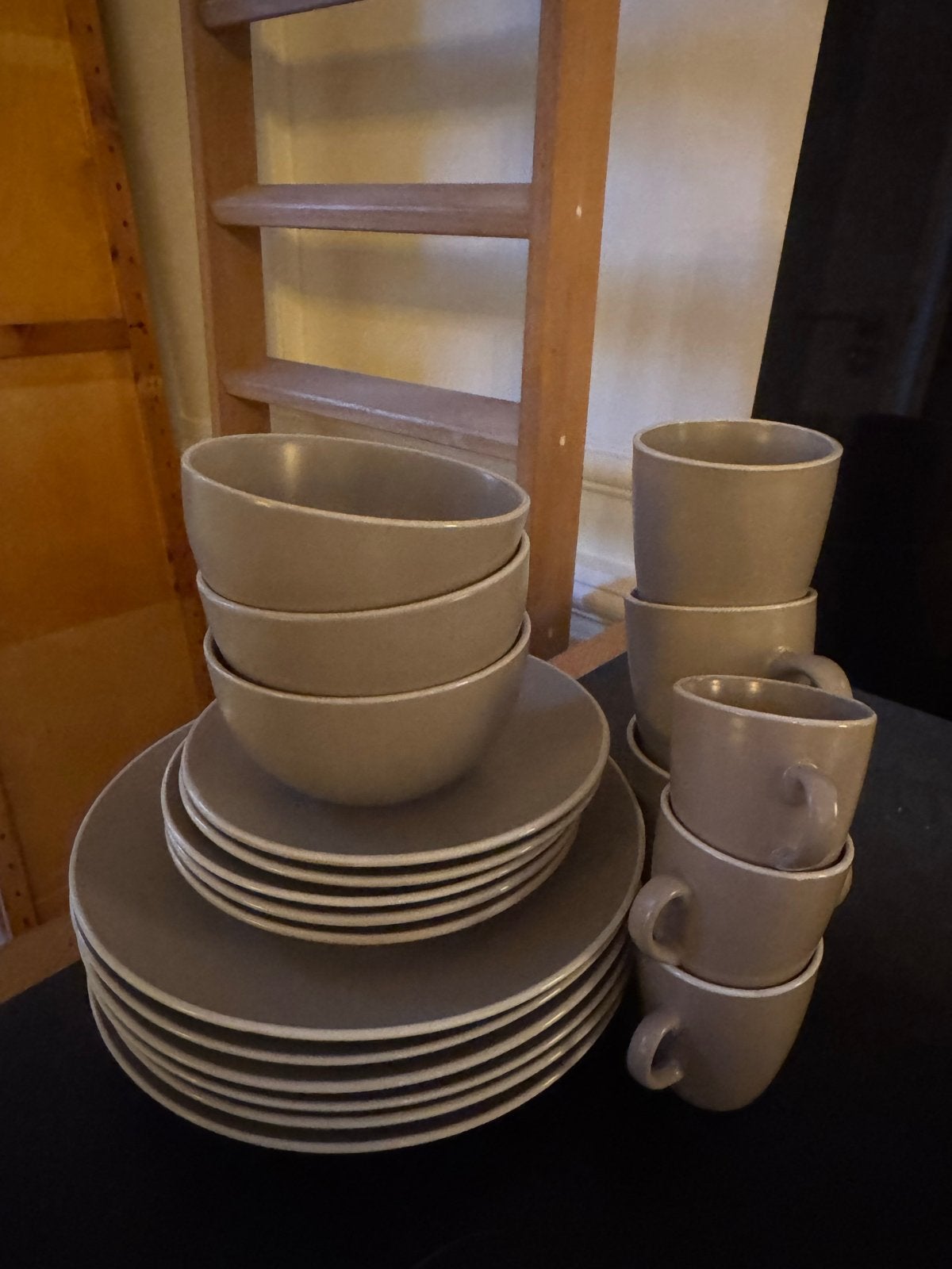 Compleet servies - Borden, kommen en kopjes, Ophalen, Gebruikt, Overige merken, Keramiek