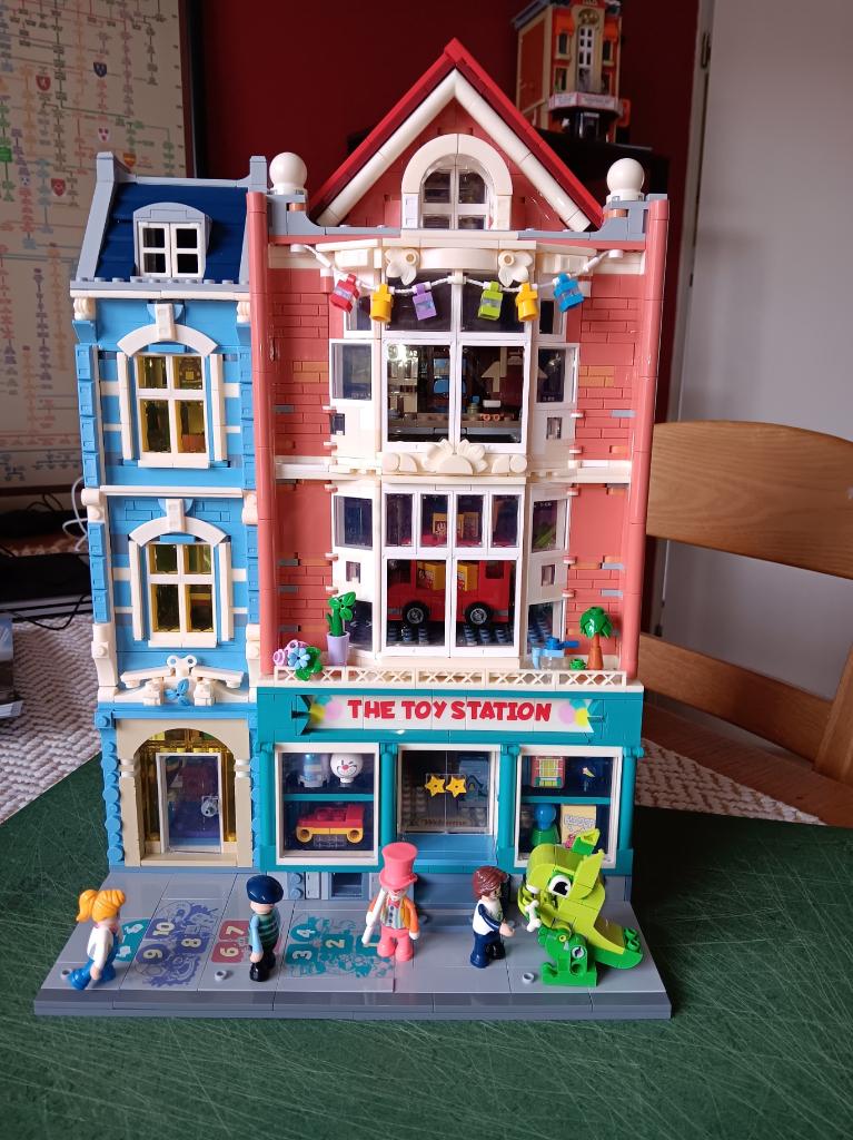 Lumibricks The Toy station, Ophalen, Zo goed als nieuw, Overige merken