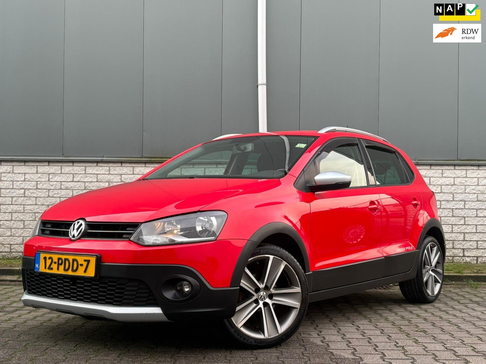 Volkswagen Polo 1.4-16V Cross NWE distributieriem-Airco-Crui, Auto's, Volkswagen, Voorwielaandrijving, Zwart, 4 cilinders, Origineel Nederlands