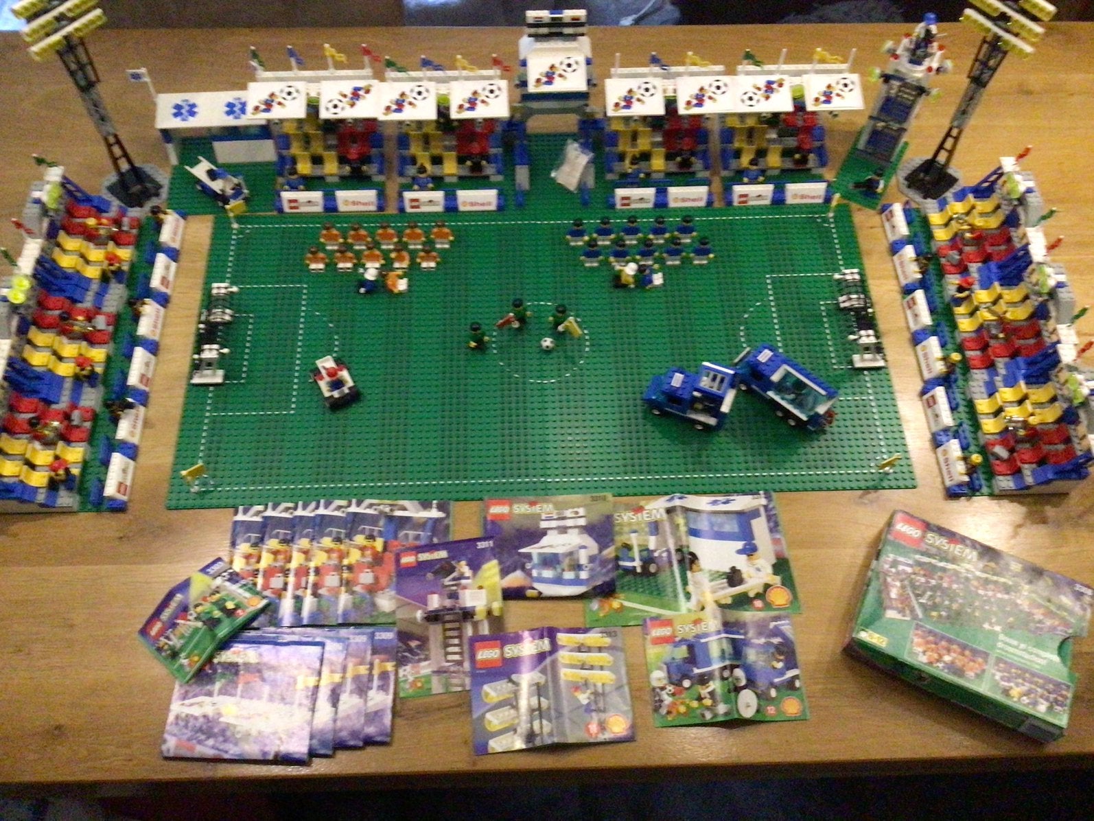 Super uitgebreid LEGO voetbalstadion, Ophalen of Verzenden, Zo goed als nieuw
