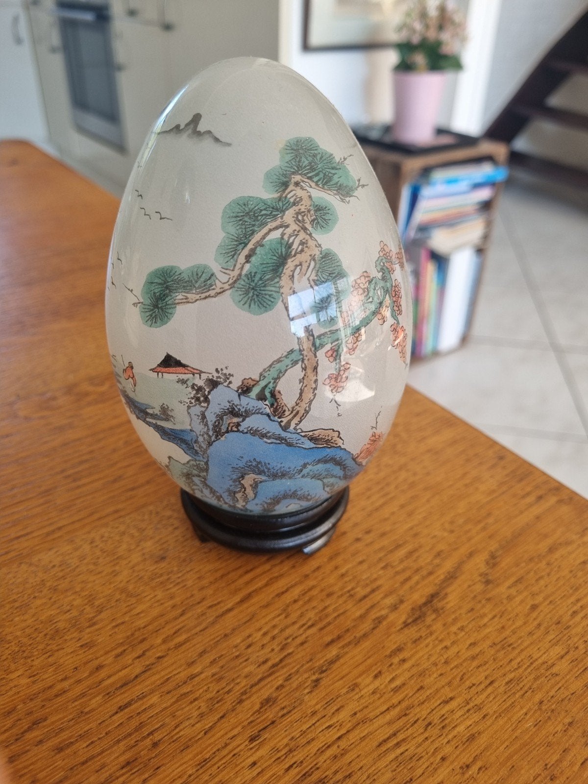Decoratief ei met Oosterse beschildering, Ophalen of Verzenden