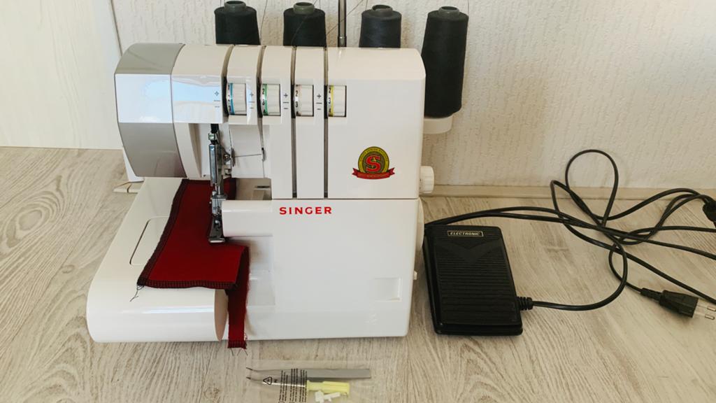singer lockmachine 14sh754 u kunt het hier testen, Ophalen of Verzenden, Zo goed als nieuw, Lockmachine, Singer
