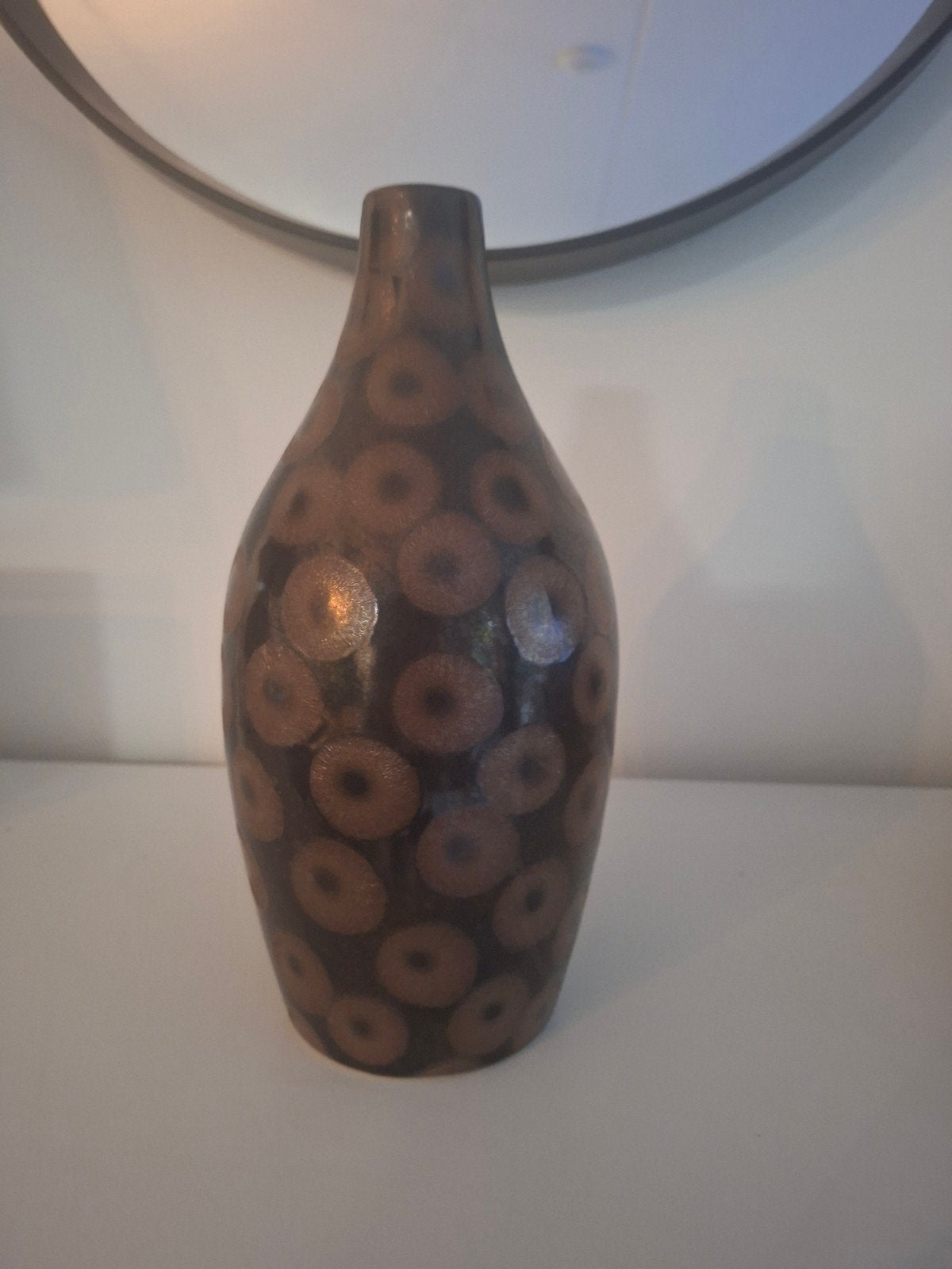 Mooi handgemaakt Fair Trade vaasje - 26cm hoog, Overige materialen, Gebruikt, Bruin, Ophalen of Verzenden