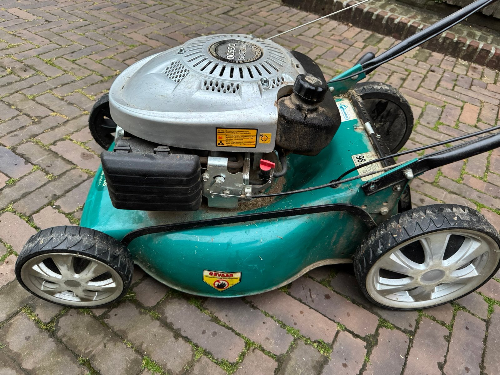 Degelijke Benzine Grasmaaier - Rhodos, Ophalen, Cirkelmaaier, Gebruikt, Opvangbak