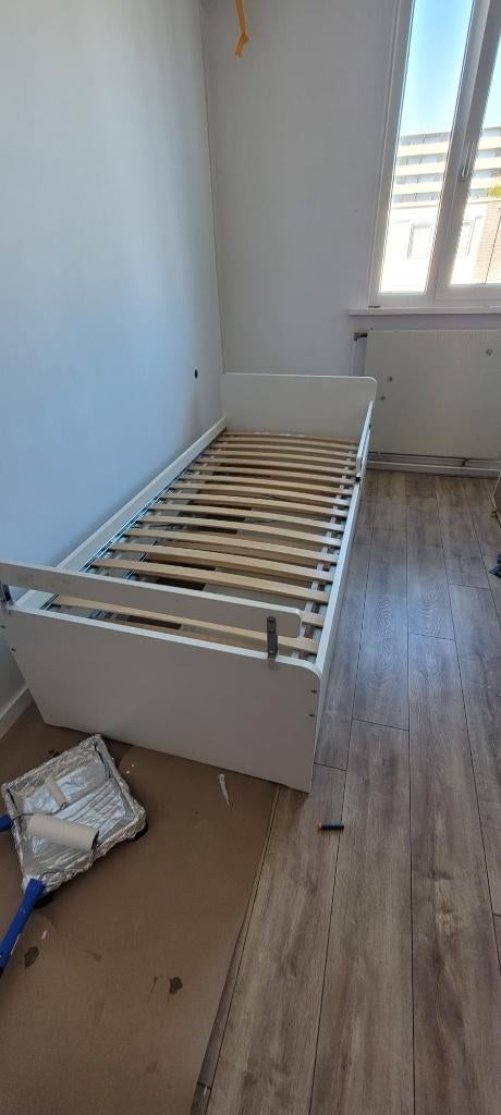 Dubbele ikea bed, Kinderen en Baby's, Kinderkamer | Bedden, Ophalen, 85 tot 100 cm, Zo goed als nieuw, Lattenbodem