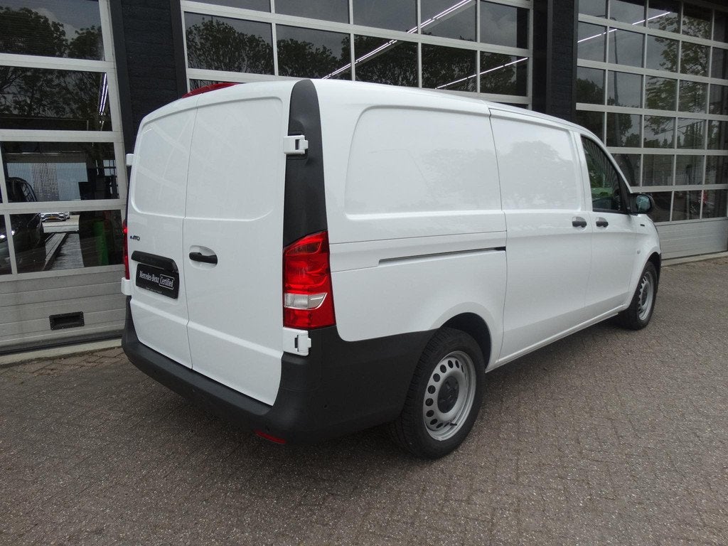 Mercedes-Benz eVito eVito Lang 66 kWh | 100% elektrisch | pa, Stof, Gebruikt, 116 pk, Wit