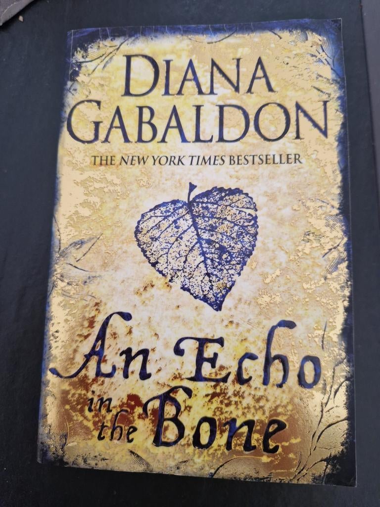 An Echo in the Bone - Diana Gabaldon (Outlander Novel 7), Boeken, Ophalen of Verzenden, Gelezen, Diana Gabaldon, Wereld overig