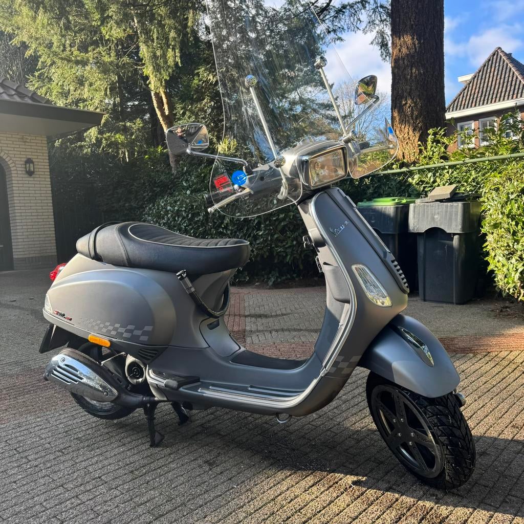 Vespa S 50 4T snorscooter (2011) – 11.174 km – origineel NL, Fietsen en Brommers, Scooters | Vespa, Vespa S, Zo goed als nieuw