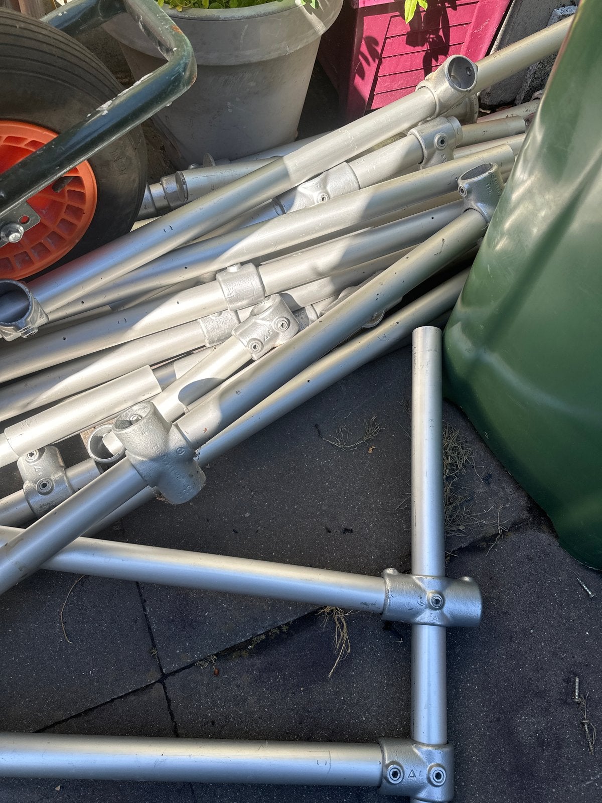 Aluminium buizen en koppelingen, Gebruikt, 2 tot 4 meter, Aluminium, Ophalen of Verzenden