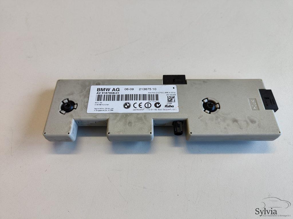 Antenne versterker Diversity BMW 1 / 3 serie E82 E90 E92 LCi, Auto diversen, Autoradio's, Ophalen of Verzenden, -, -, -