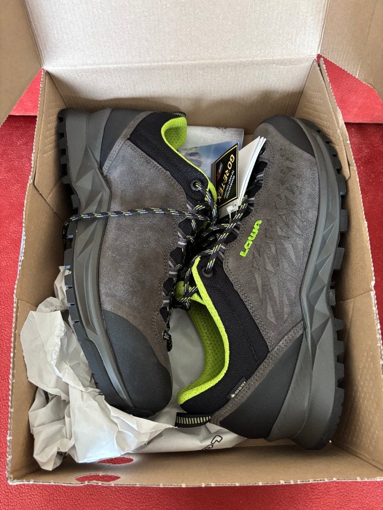 Wandelschoenen LOWA EXPLORER II, maat 44, Ophalen of Verzenden, Nieuw, Schoenen