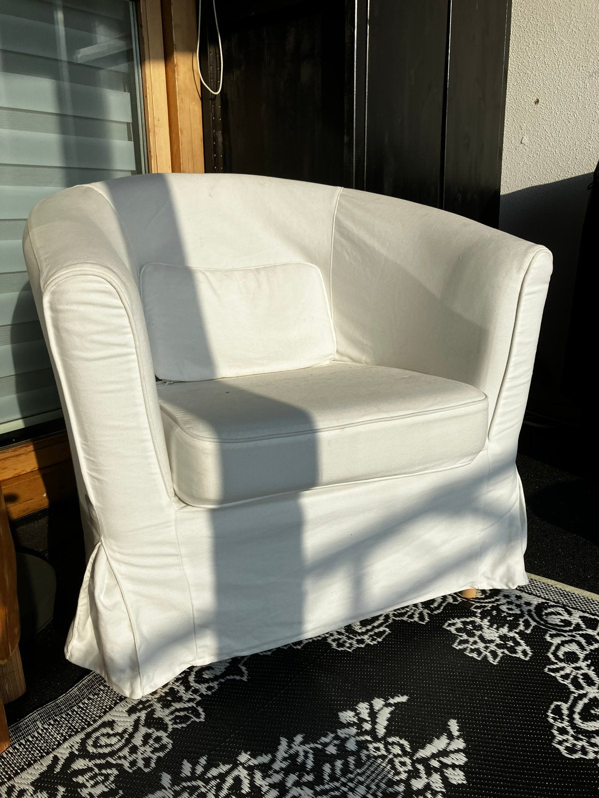 IKEA Tullsta fauteuil bruin met witte hoezen (2 stuks), Ophalen, Gebruikt, Twee, Bruin