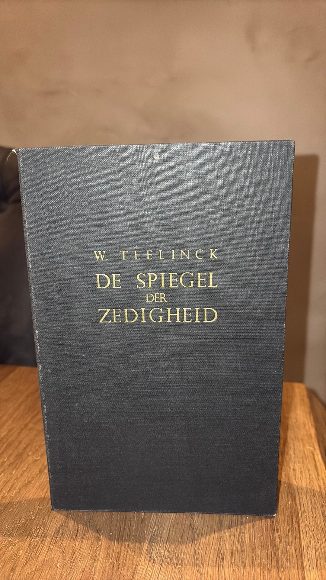 KR-1 W Teelinck De spiegel der zedigheid, Ophalen of Verzenden, Gelezen