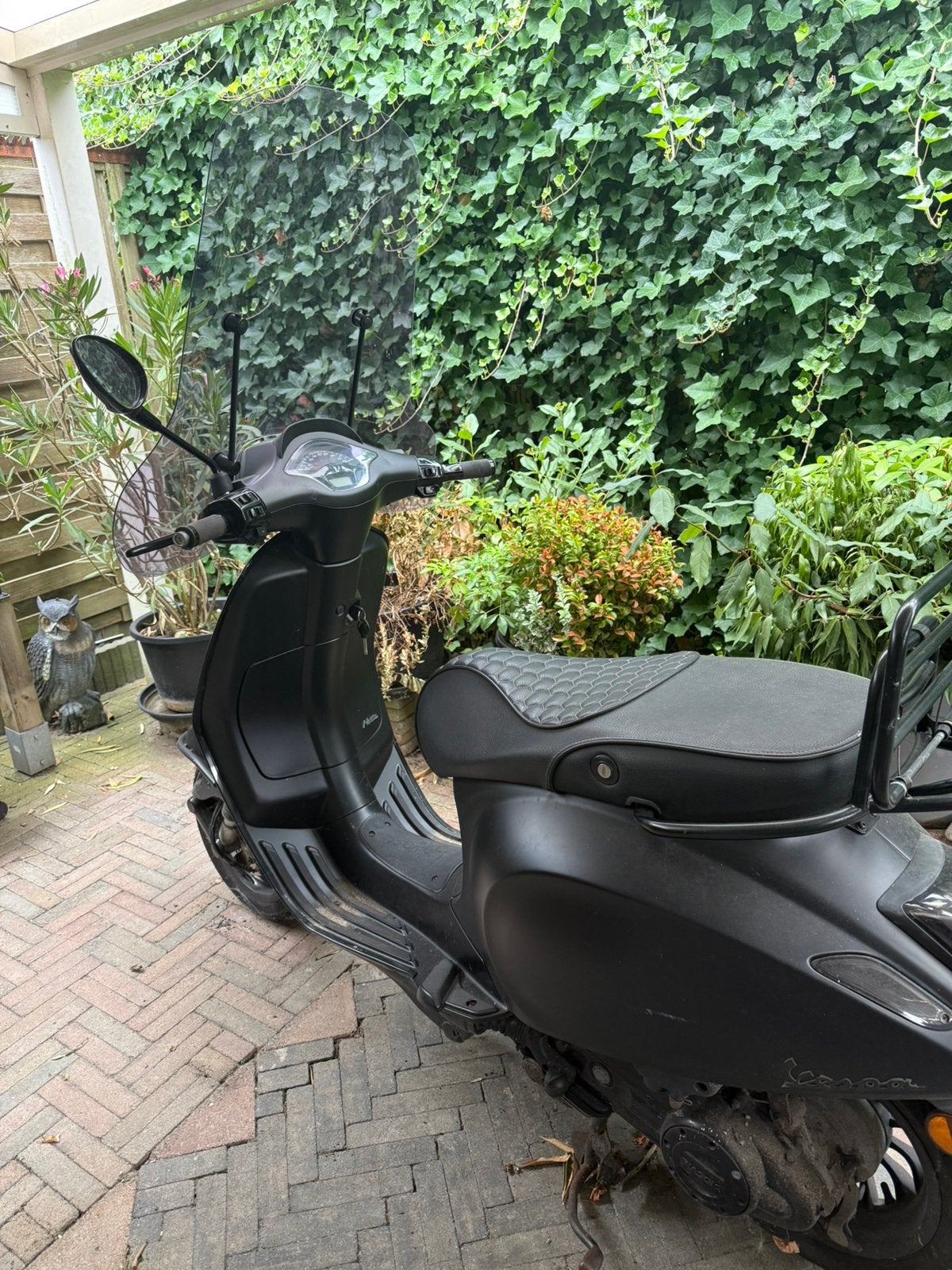 Vespa Sprint Notte 2020 | 15.445 km | Bieden vanaf €1.750, Fietsen en Brommers, Ophalen, Gebruikt, Benzine, Vespa