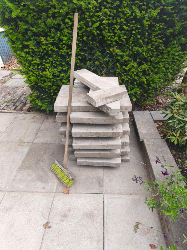 Gratis af te halen: 40x60cm terrastegels, Tuin en Terras, Tegels en Klinkers, Ophalen, Zo goed als nieuw, Minder dan 5 m², Beton