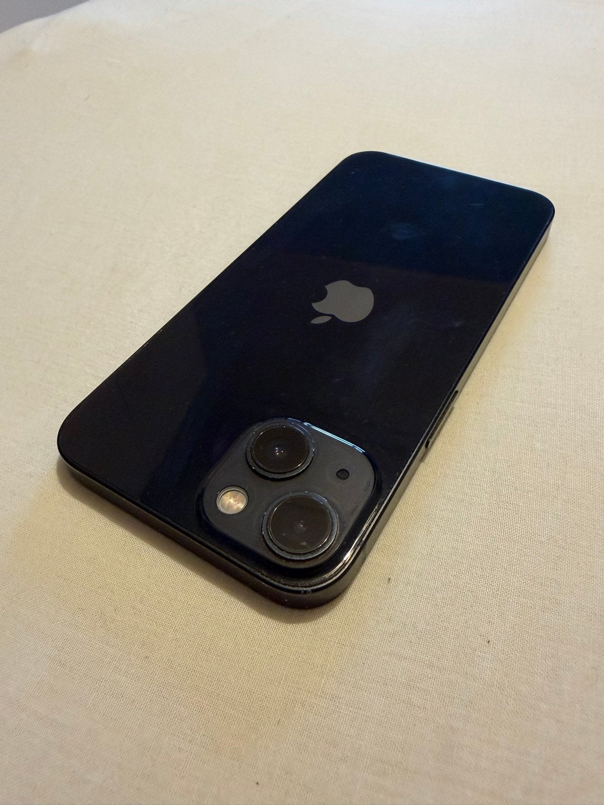 Foto 2 van iPhone 13 128GB - 90% batterijconditie