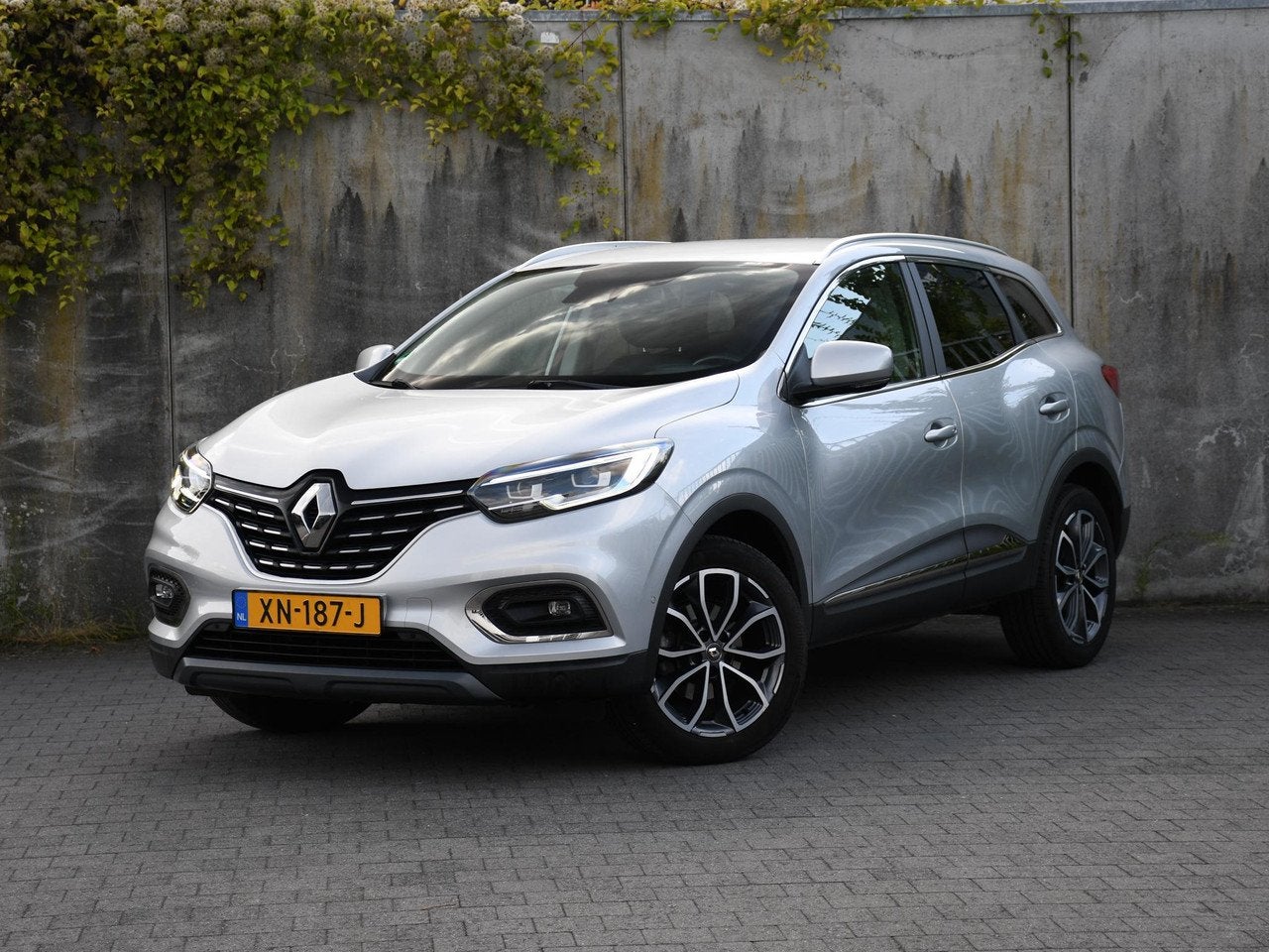 Renault Kadjar Intens 1.3 TCe 140pk CRUISE.C | CAMERA | NAVI, Auto's, Kadjar, Gebruikt, 4 cilinders, Bedrijf