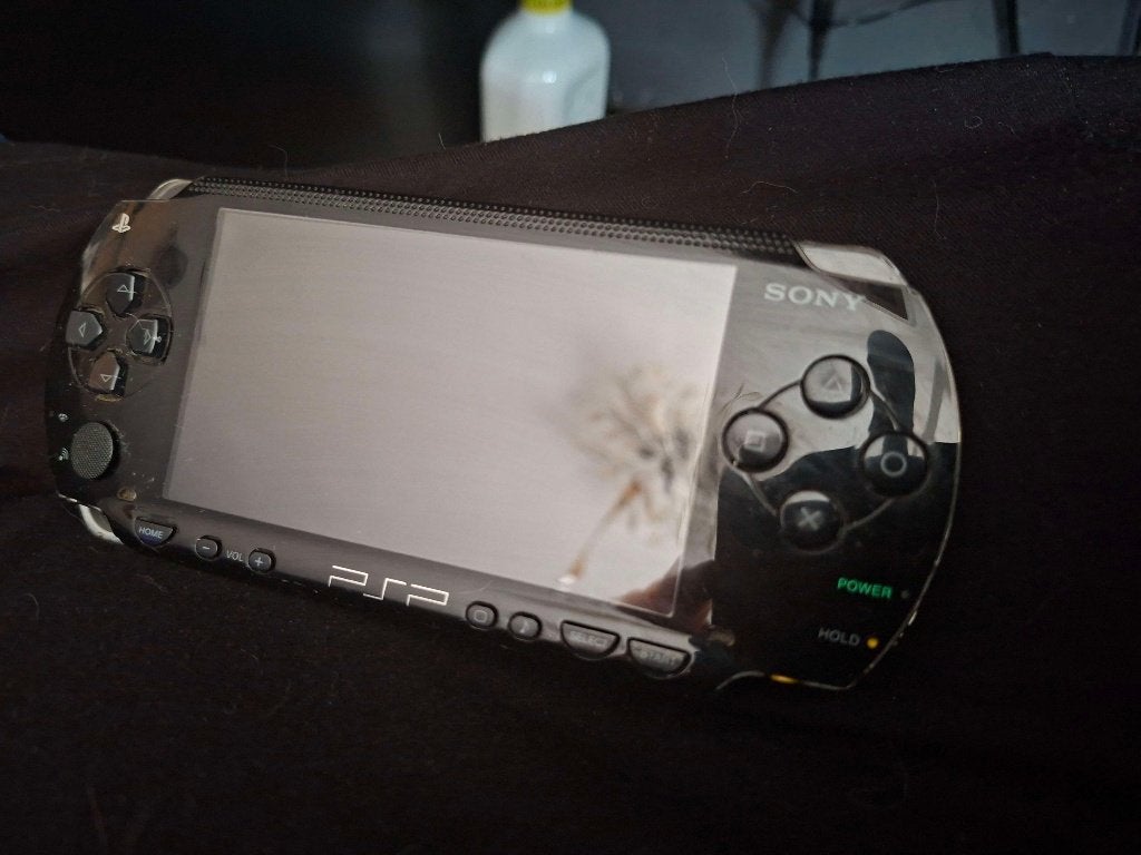 Sony PSP met 3 games (geen oplaadkabel), 1 speler, Ophalen, Gebruikt, Vanaf 3 jaar