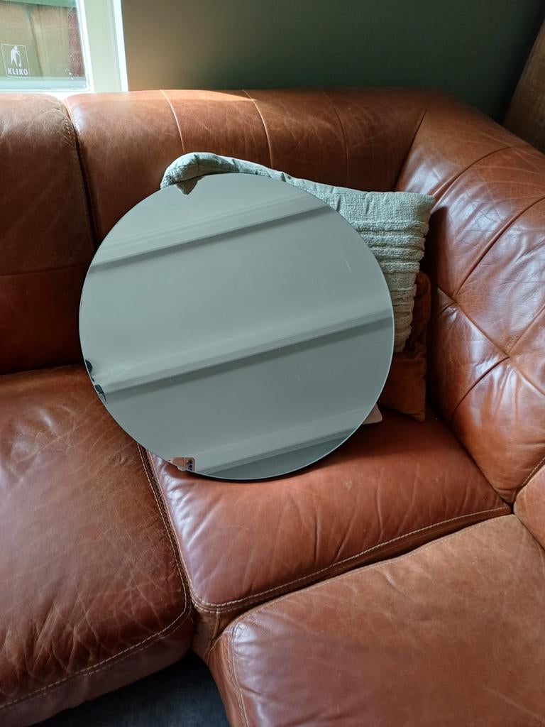 Mooie ronde spiegel., Rond, Ophalen of Verzenden, Zo goed als nieuw, Minder dan 100 cm