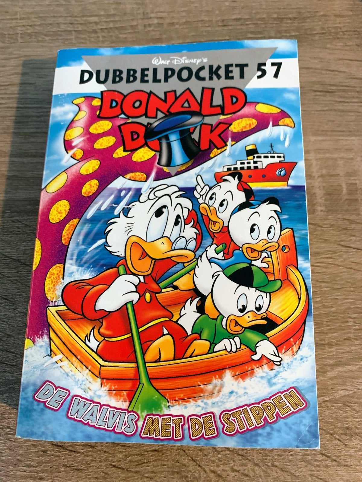 Donald Duck Dubbelpocket 57 - De Walvis met de Stippen, Eén stripboek, Ophalen of Verzenden, Gelezen