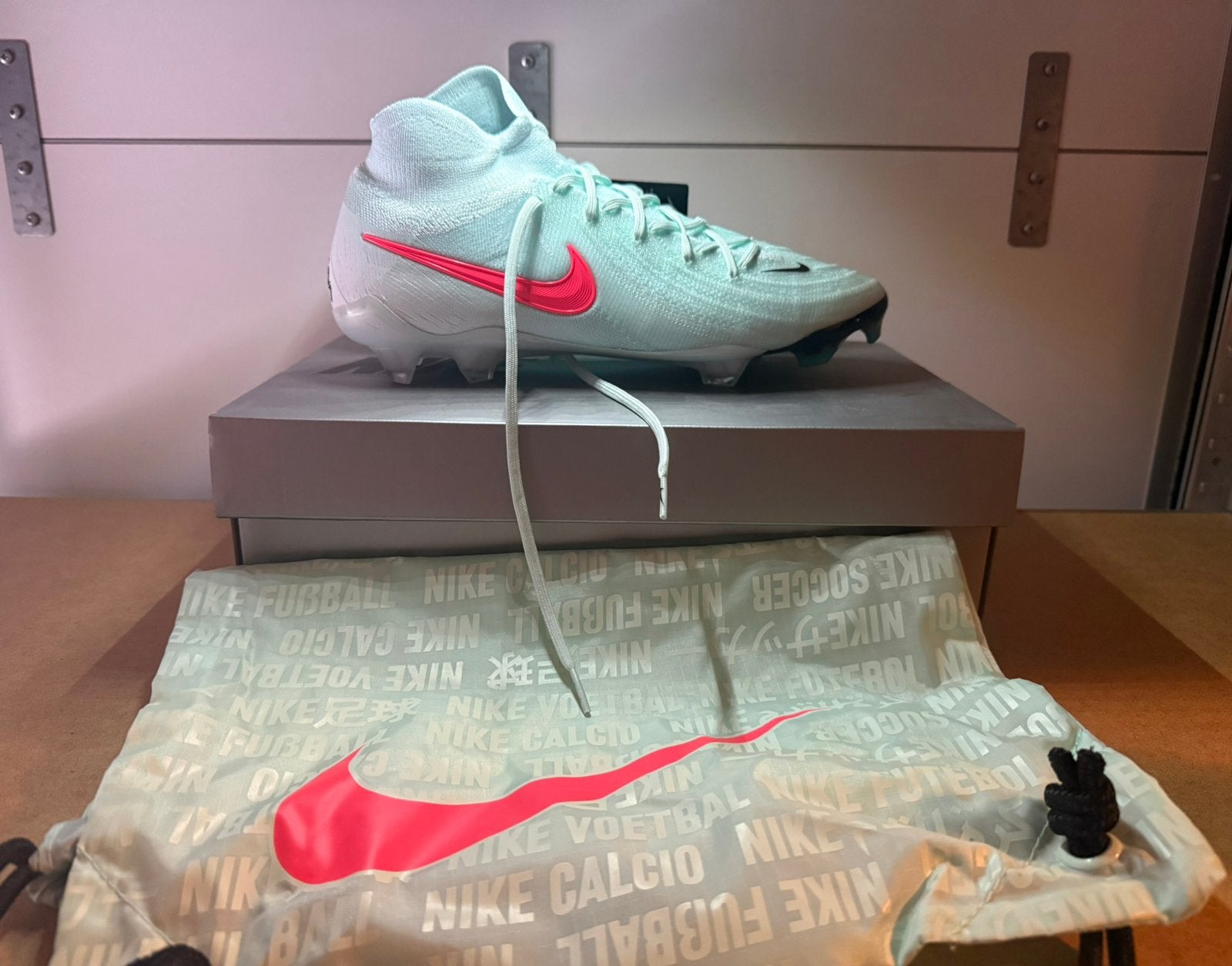Nike elite phantom luna 2 - 41, Sport en Fitness, Voetbal, Maat XS of kleiner, Schoenen, Nieuw, Ophalen of Verzenden