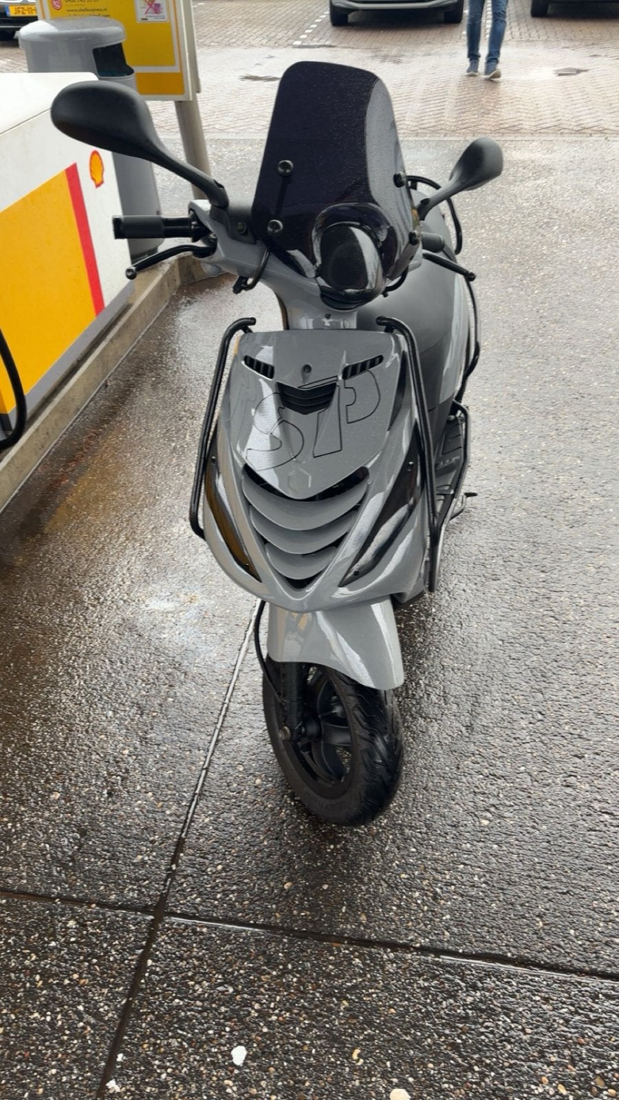 Piaggo zip 4takt tekoop/teruil, Ophalen, Maximaal 45 km/u, Zip, Zo goed als nieuw