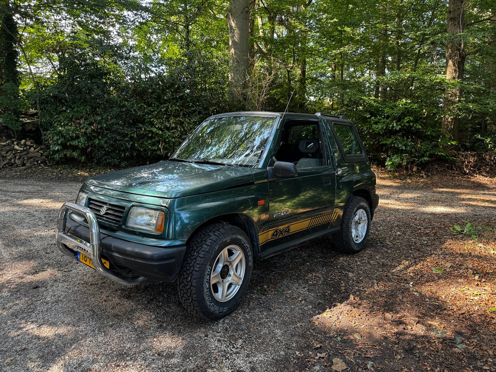 Suzuki Vitara 1.6 Cabrio 8V 4WD 2001 Groen, Auto's, 1450 kg, 40 €/maand, 4 cilinders, Handgeschakeld