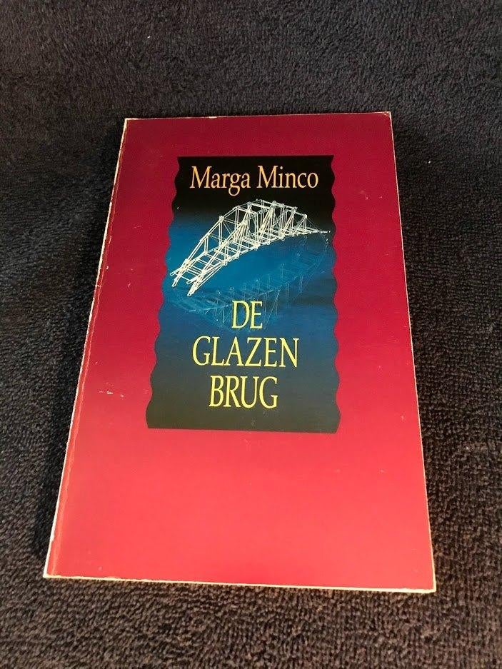 Boekenweekgeschenk 1986: De glazen brug – Marga Minco., Ophalen of Verzenden, Gelezen, Marga Minco.