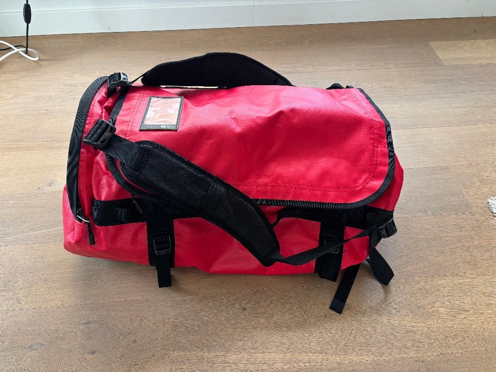 North face base camp duffel bag L, Sieraden, Tassen en Uiterlijk, Tassen | Reistassen en Weekendtassen, 30 cm of meer, Ophalen of Verzenden