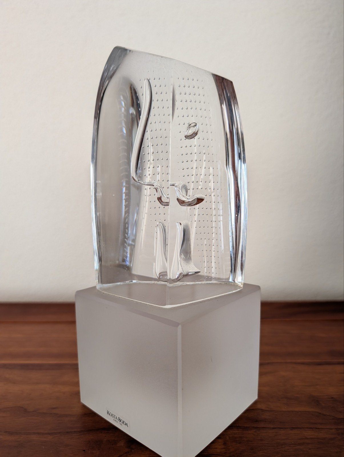 Kosta Boda Unica sculptuur, Glas, Wit, Beeld, Ophalen of Verzenden