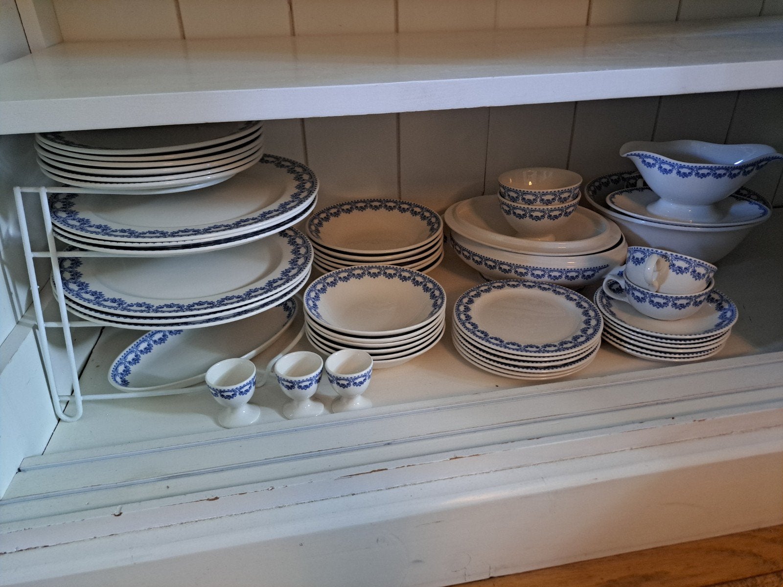 Uitgebreid servies met blauw decor - 40+ delig, Ophalen