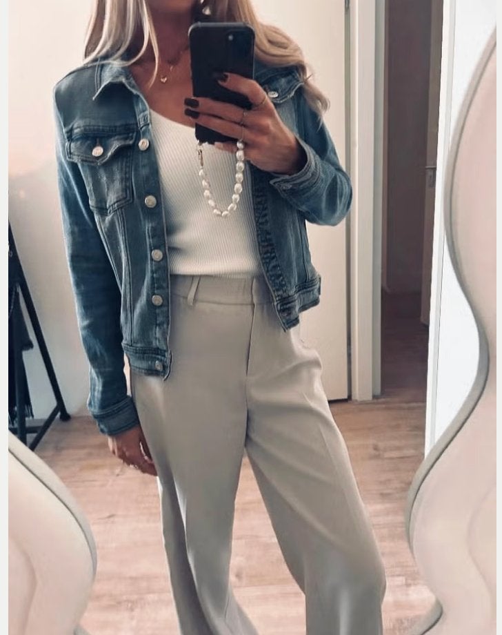 leuk jasje distressed basic denim jacket Zara mt XS, Zara, Zo goed als nieuw, Maat 34 (XS) of kleiner, Verzenden