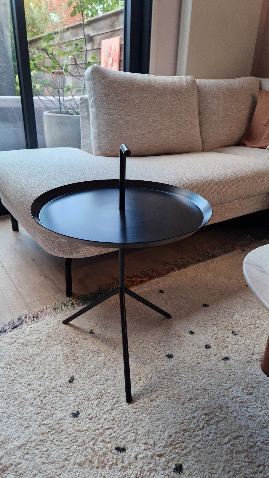 Zwarte ronde bijzettafel DLM van HAY, Minder dan 55 cm, Modern, Industrieel, Metaal of Aluminium, Rond