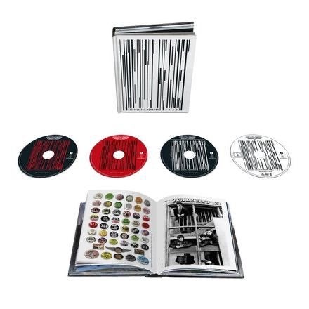 Stiff Little Fingers - Nobody's Heroes - 3 CDs, 1 DVD, Verzenden, Nieuw in verpakking, Pop, Album