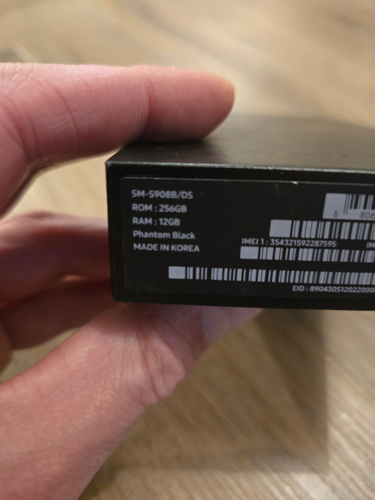 Foto 4 van Samsung Galaxy S22 Ultra - 256GB - Zwart/Phantom Black
