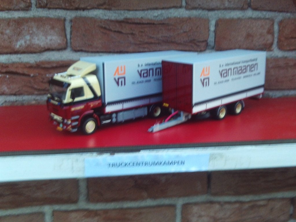 WSI  Scania  3  6 x 2  Tag  Axle  van  van  Maanen., Hobby en Vrije tijd, Modelauto's | 1:50, Ophalen of Verzenden, Nieuw, Bus of Vrachtwagen