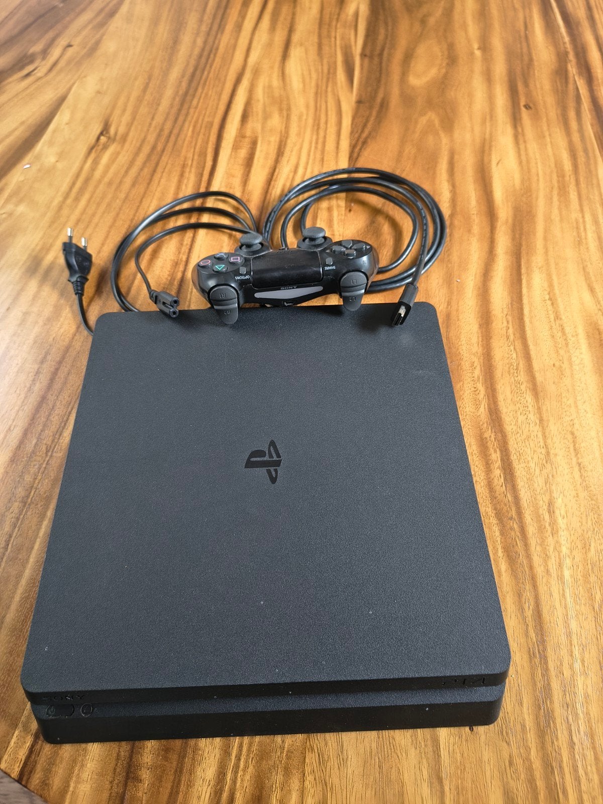Sony PlayStation 4 Slim met 1 controller en 3 spellen, 500 GB, Ophalen of Verzenden, Zo goed als nieuw, Met 1 controller