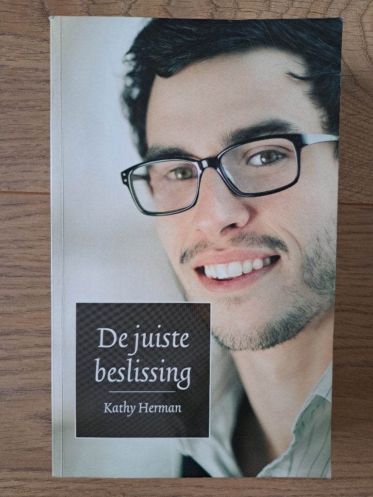 'De juiste beslissing', Kathy Herman, serie Sophie Trace, Ophalen of Verzenden, Gelezen, Kathy Herman