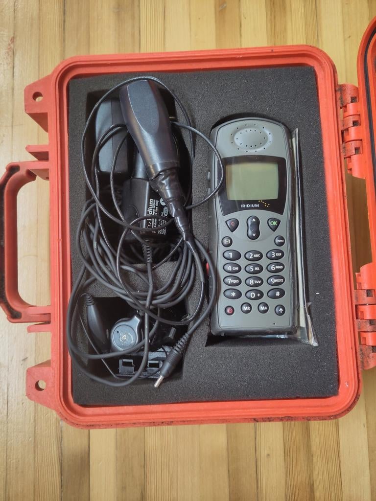 Iridium 9505A Satelliettelefoon in Pelican 1200 Case, Ophalen of Verzenden, 6 megapixel of meer