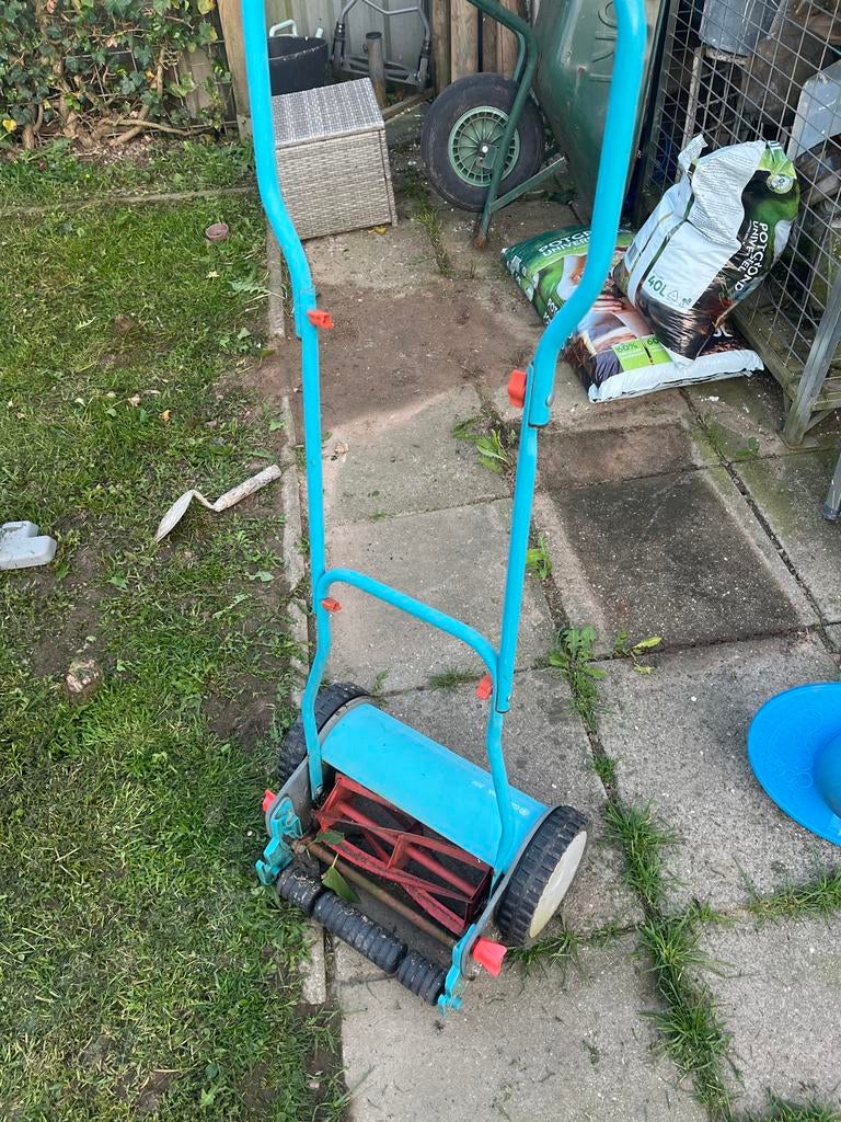Grasmaaier gardena, Tuin en Terras, Grasmaaiers, Ophalen, Zo goed als nieuw