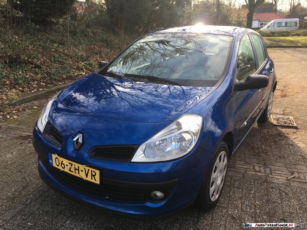 Renault CLIO CLIO, Voorwielaandrijving, Gebruikt, Zwart, 4 cilinders