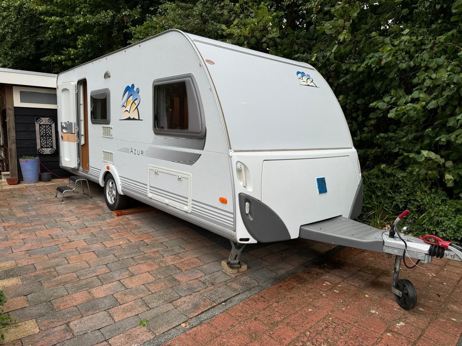 Knaus Tabbert Azur 2006 - Compleet met voortent & inventaris, Caravans en Kamperen, Rondzit, 750 - 1000 kg, Particulier, 6 tot 7 meter