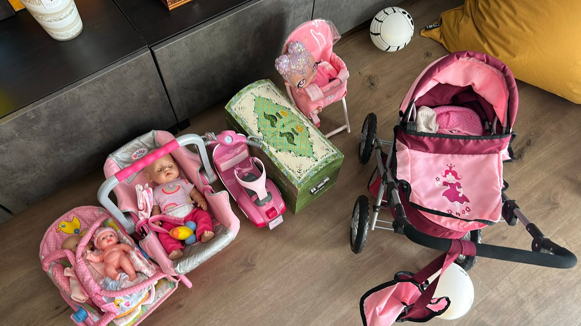 Baby Born poppen en accessoires pakket, Kinderen en Baby's, Ophalen, Gebruikt, Babypop