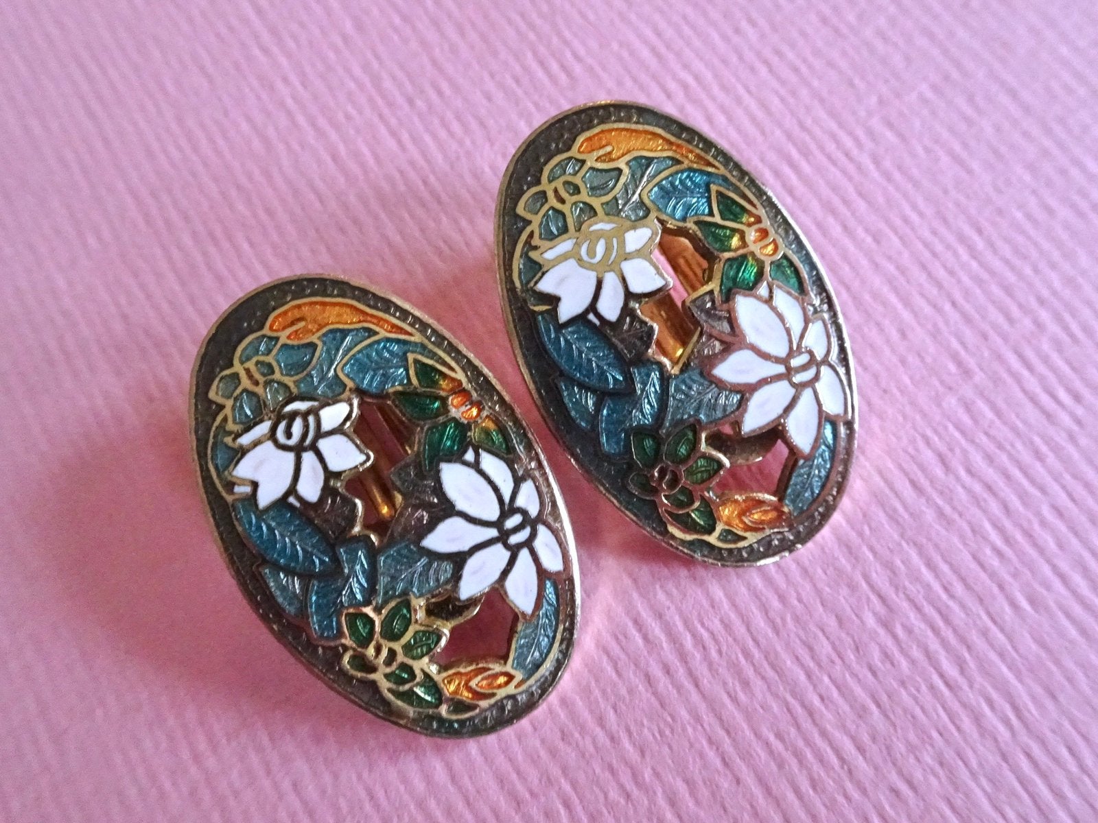 jwg Vintage 70s cloisonne emaille bloemen gekleurd goud klr, Verzenden, Overige materialen, Oorbellen