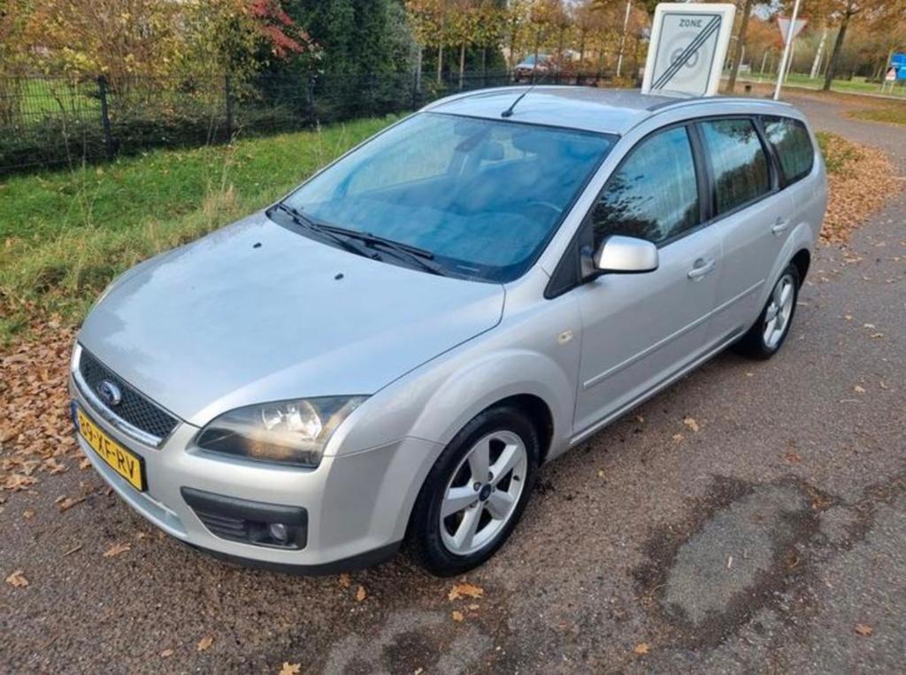 Ford Focus 1.8 92KW Wagon 2007 Grijs Flexifeul / Trekhaak, Ophalen, Gebruikt