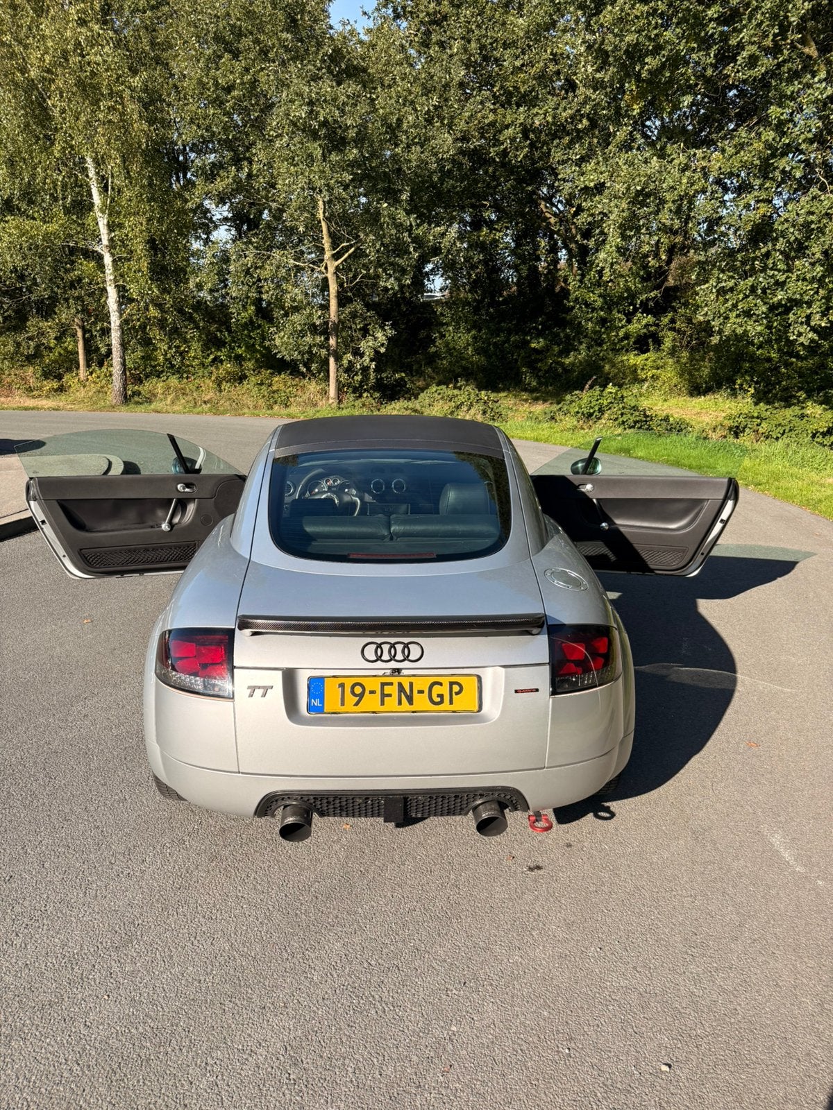 Quattro 225pk Audi TT. PERFECT ONDERHOUDEN + DISTRIBUTIE, TT, 4 cilinders, 4 stoelen, 75 €/maand