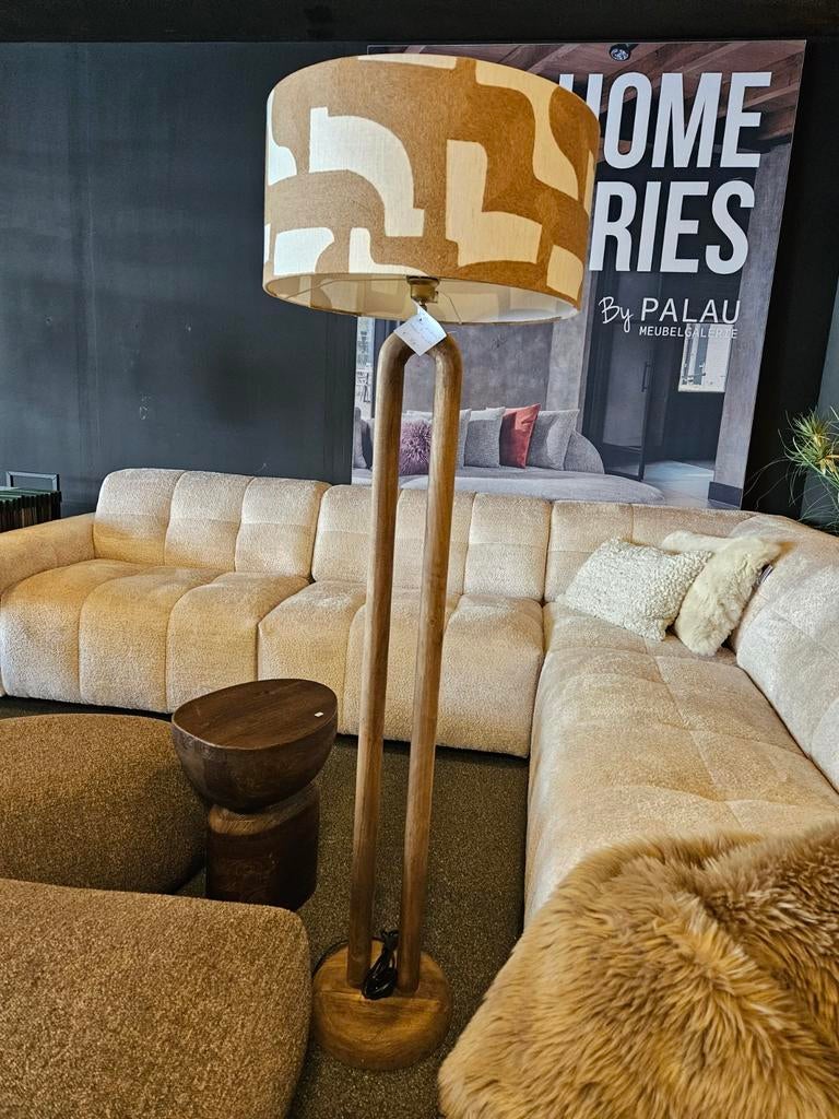 Vloerlamp " milano" houten voet, Ophalen of Verzenden, 150 tot 200 cm