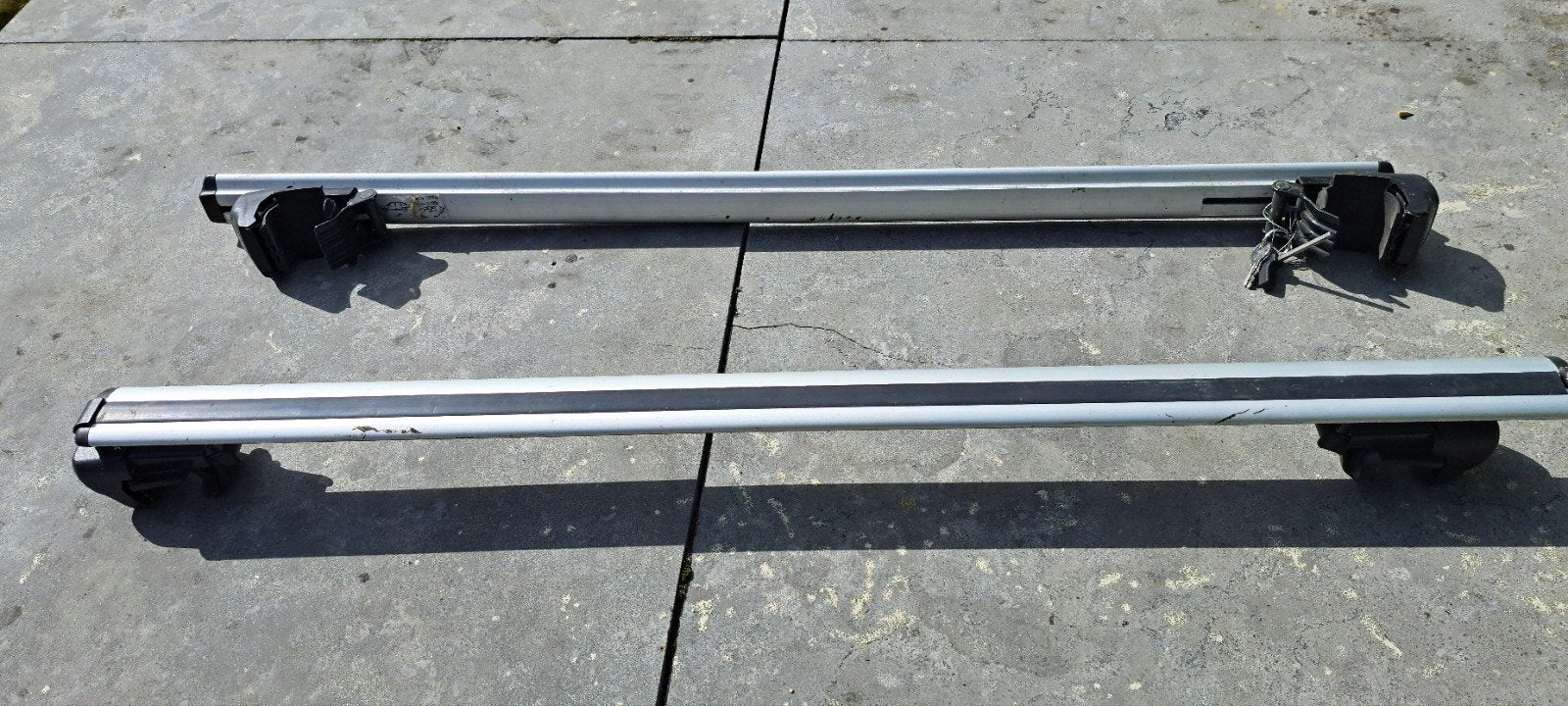 Originele afsluitbare Toyota dakdragers, Ophalen, Gebruikt
